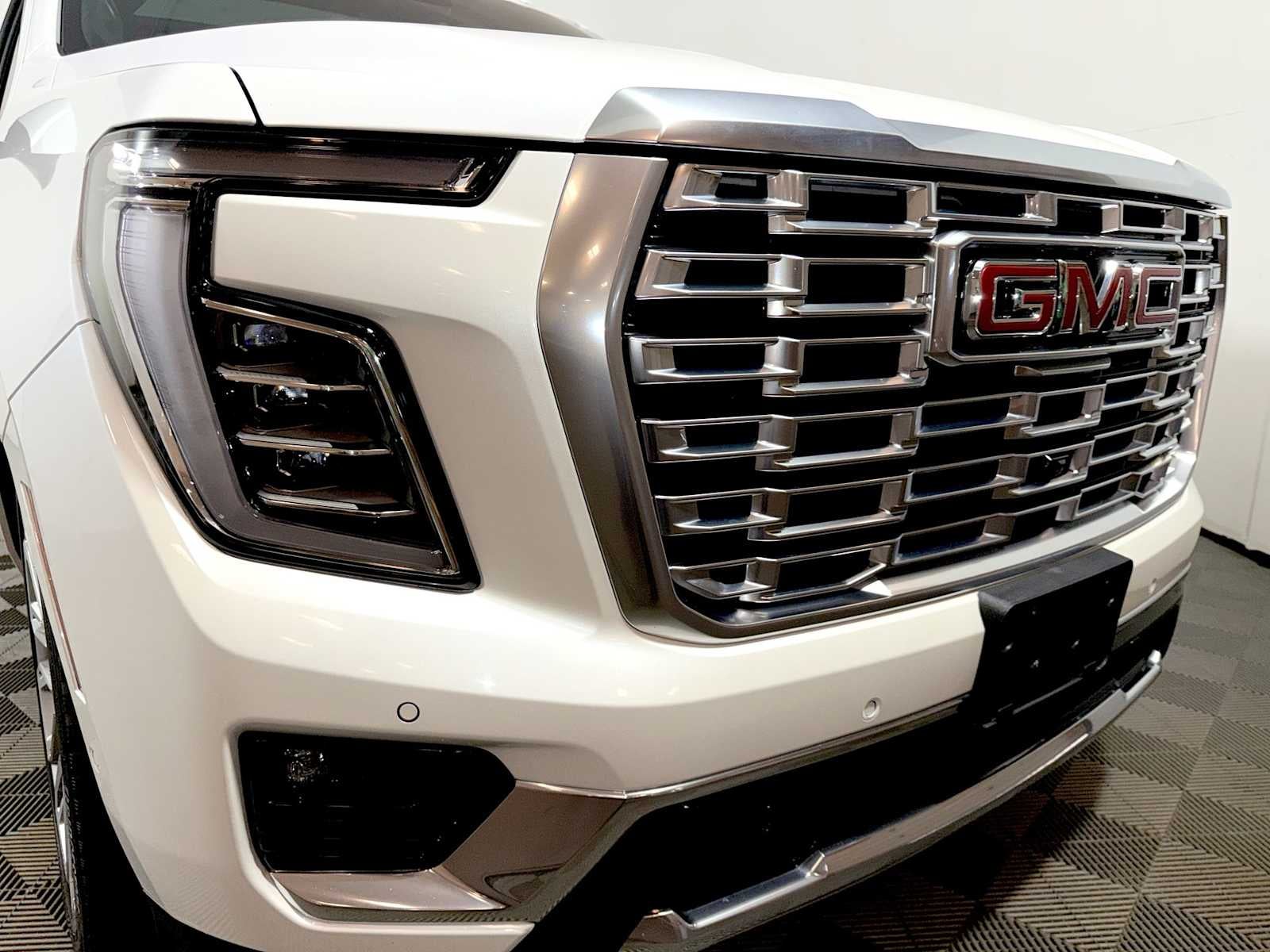 2025 GMC Yukon 4WD 4dr Denali