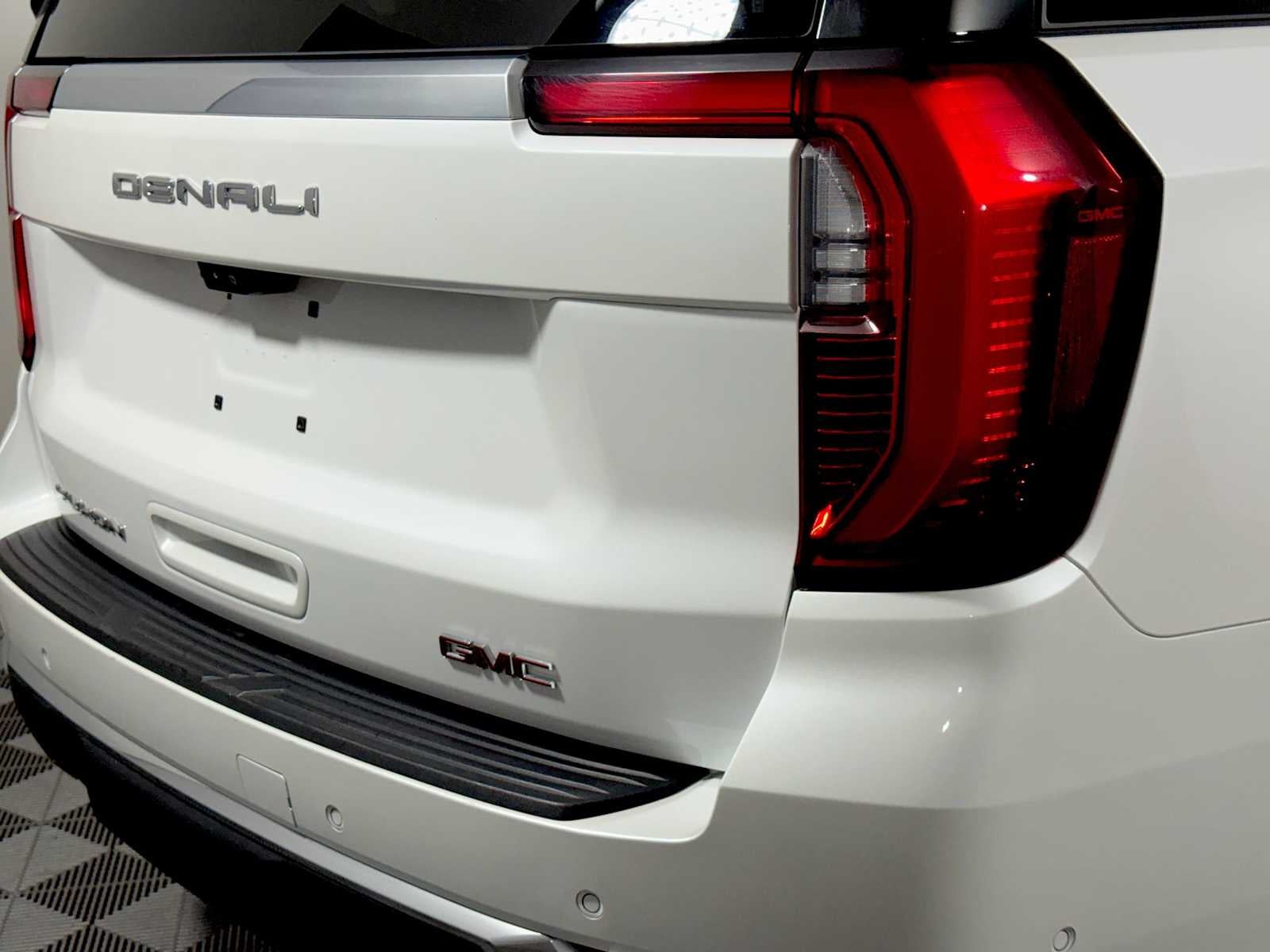 2025 GMC Yukon 4WD 4dr Denali