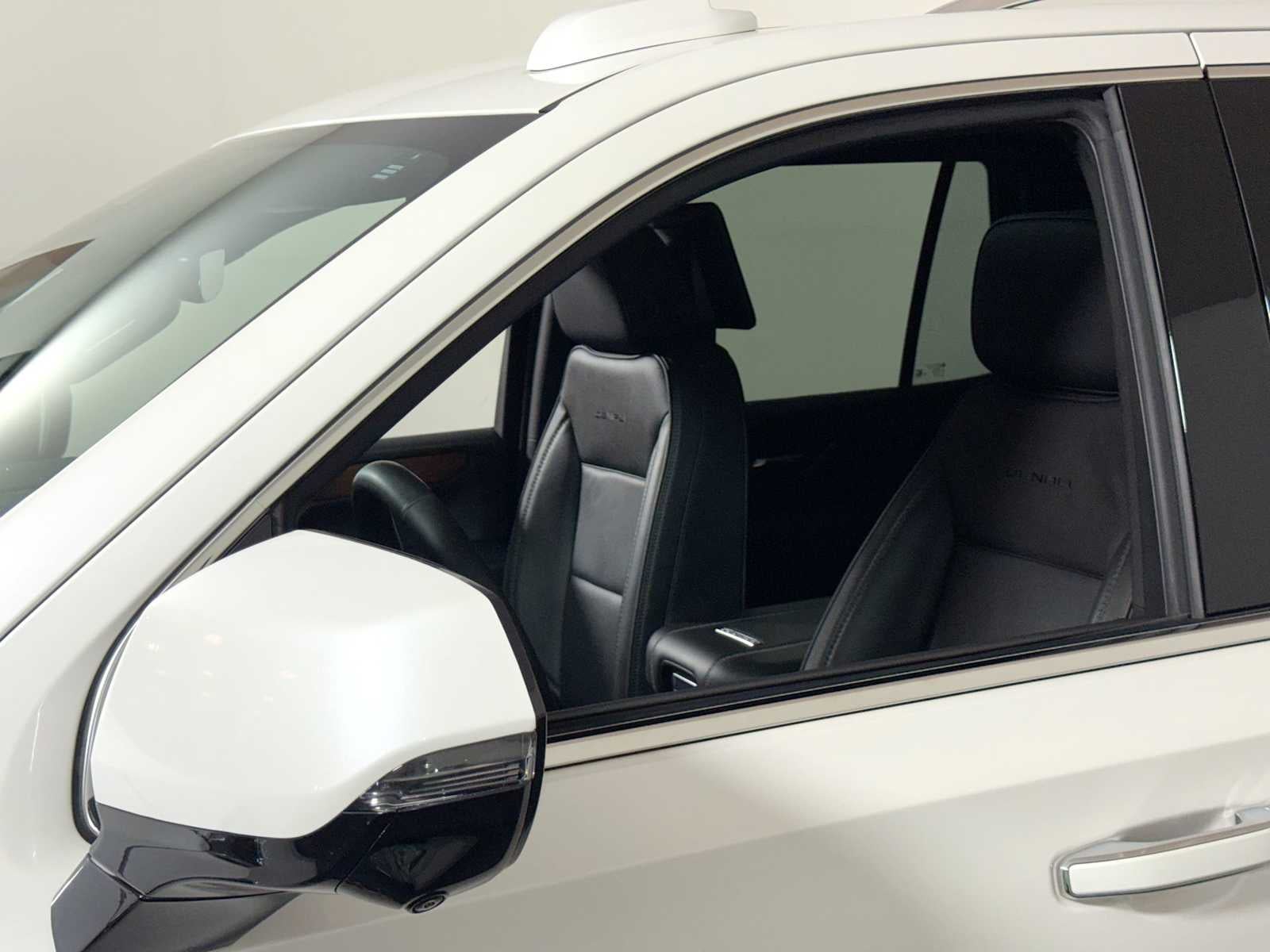 2025 GMC Yukon 4WD 4dr Denali
