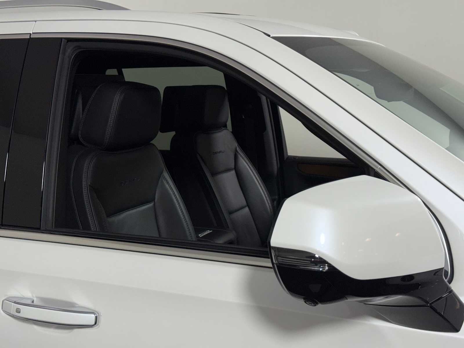 2025 GMC Yukon 4WD 4dr Denali