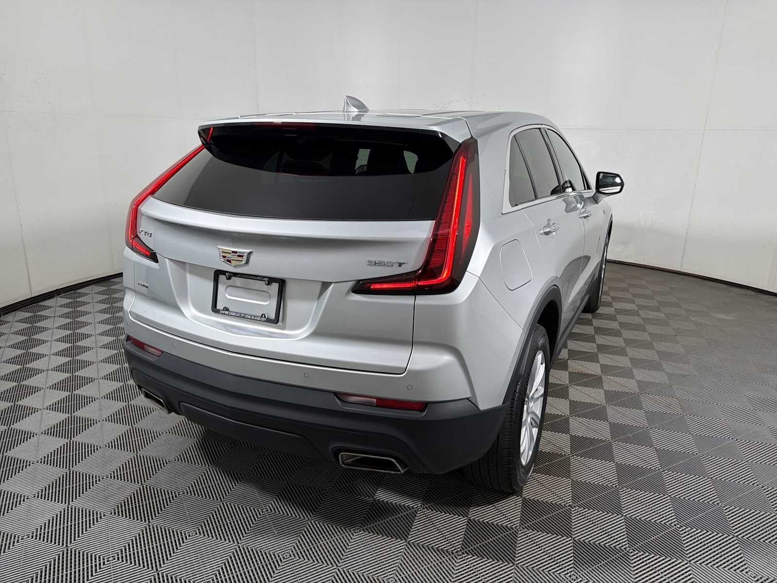 2022 Cadillac XT4 AWD 4dr Luxury