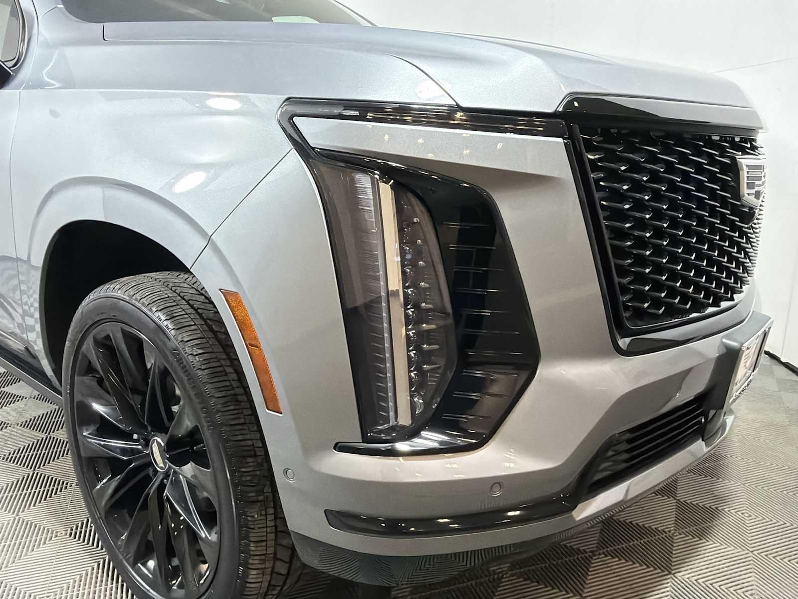 2025 Cadillac Escalade ESV 4WD 4dr Sport Platinum