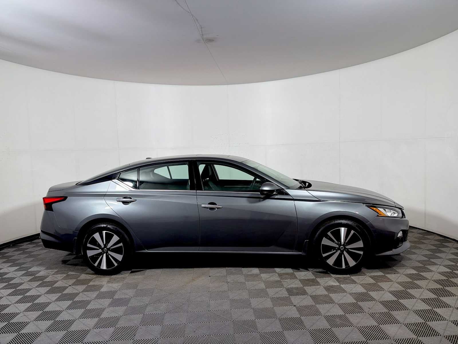2021 Nissan Altima 2.5 SL AWD Sedan