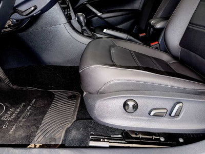 2022 Volkswagen Passat 2.0T SE Auto