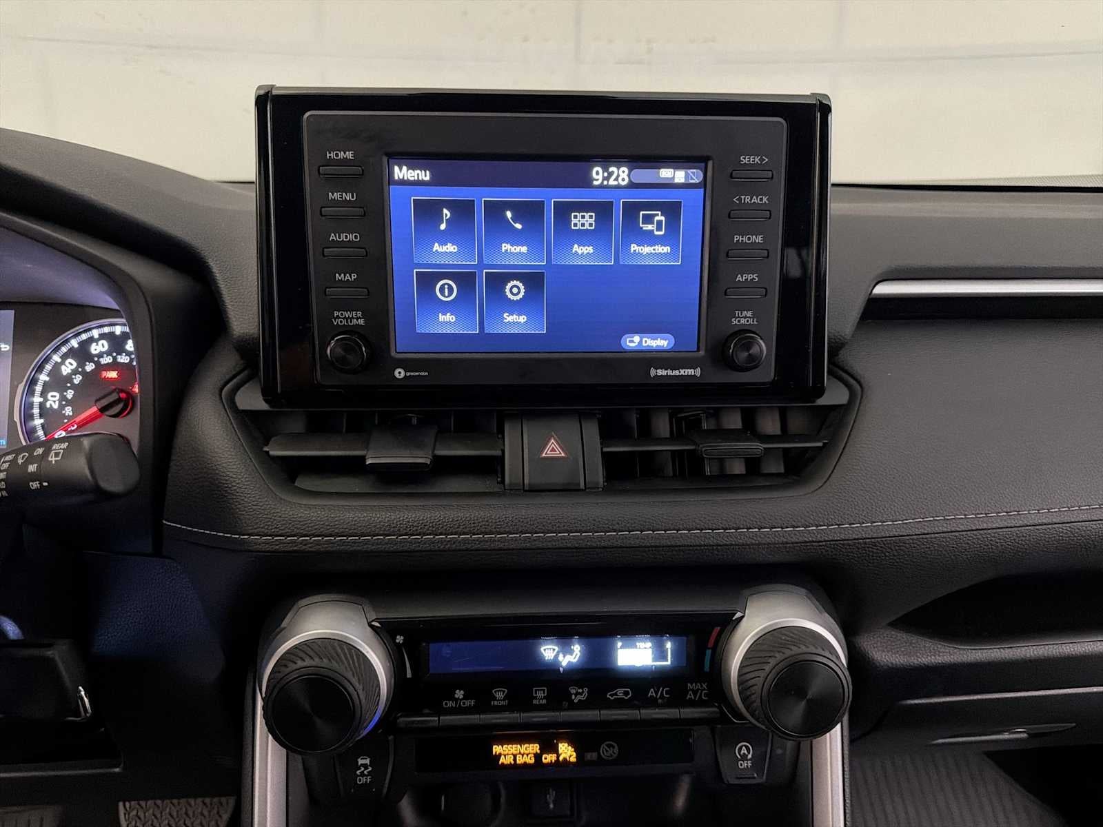2022 Toyota RAV4 LE AWD