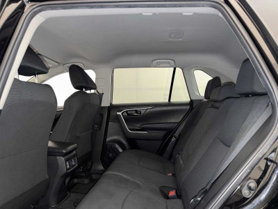 2022 Toyota RAV4 LE AWD
