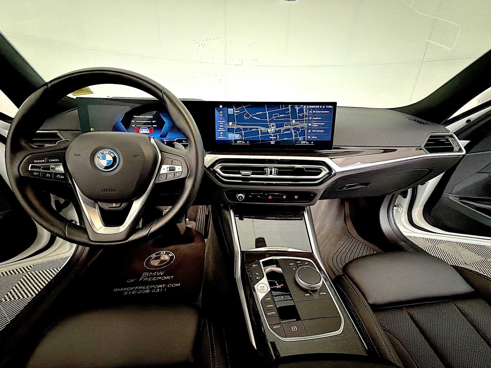 2023 BMW 3 Series 330e xDrive Plug-In Hybrid