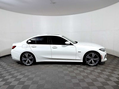 2023 BMW 3 Series 330e xDrive Plug-In Hybrid