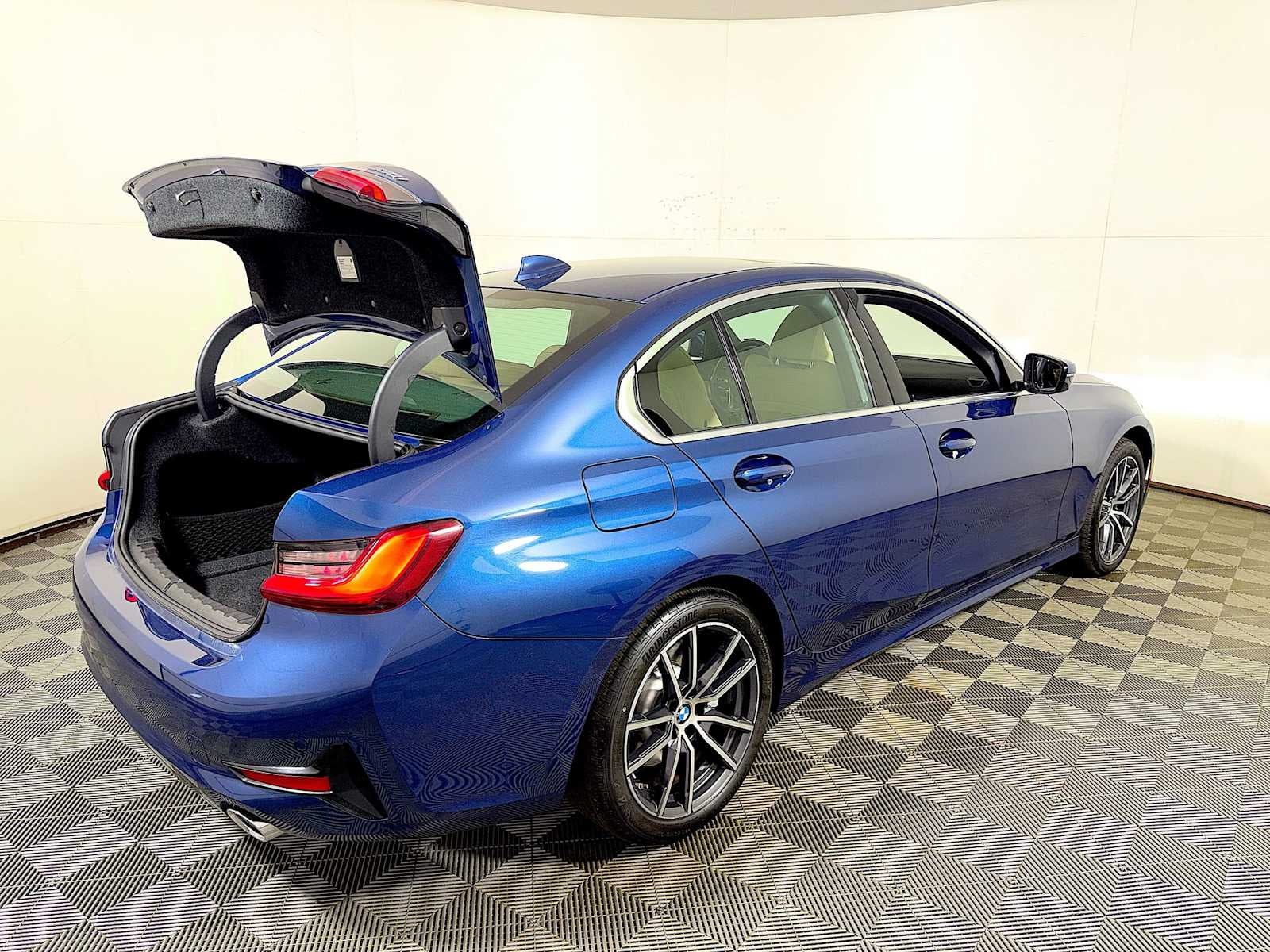2022 BMW 3 Series 330i xDrive Sedan North America