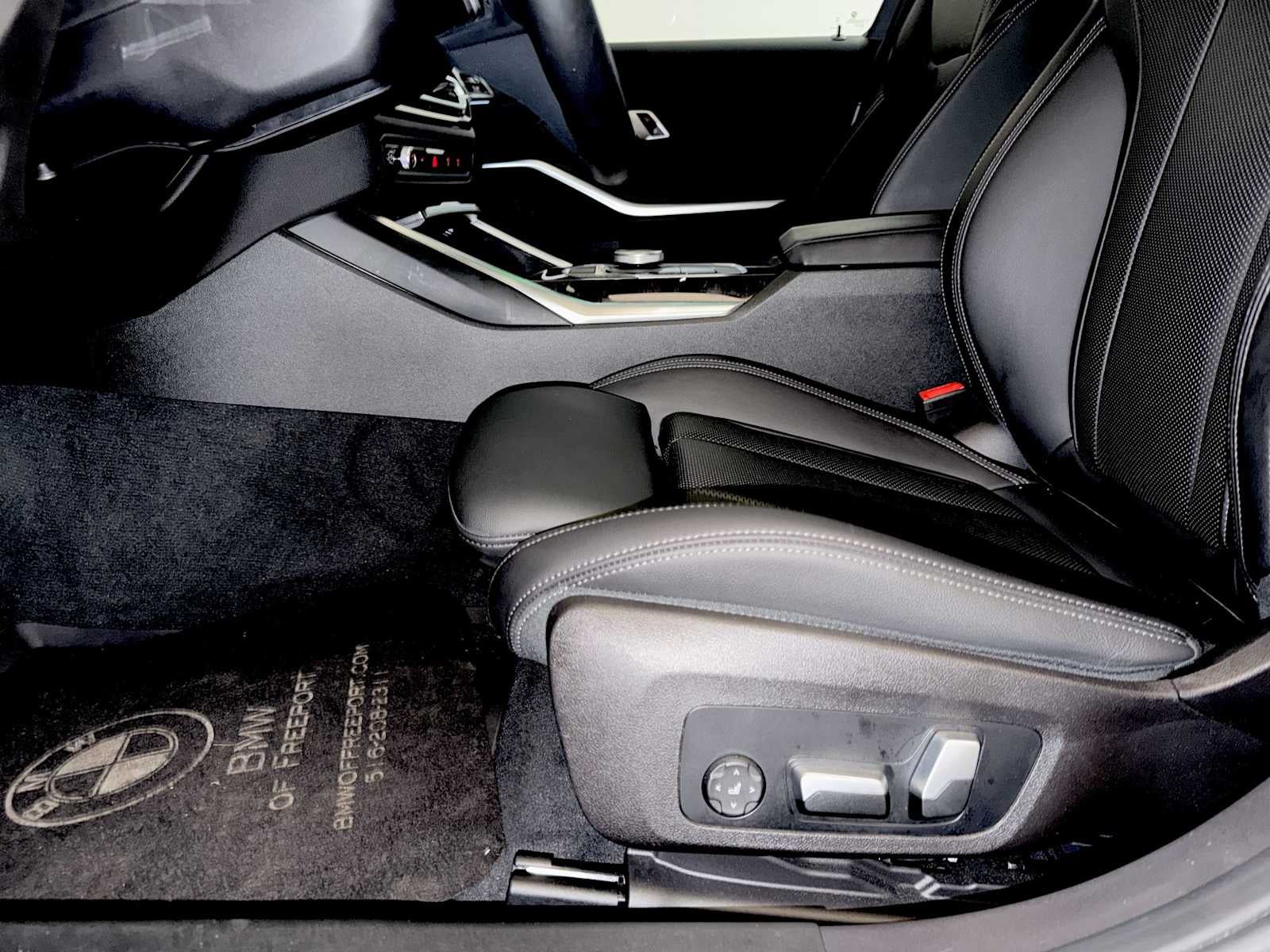 2023 BMW 3 Series 330i xDrive Sedan