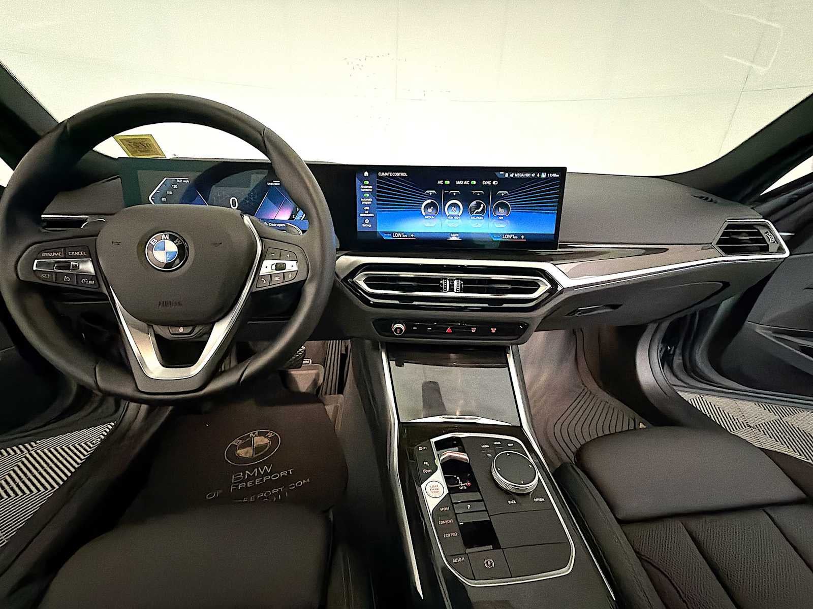 2023 BMW 3 Series 330i xDrive Sedan