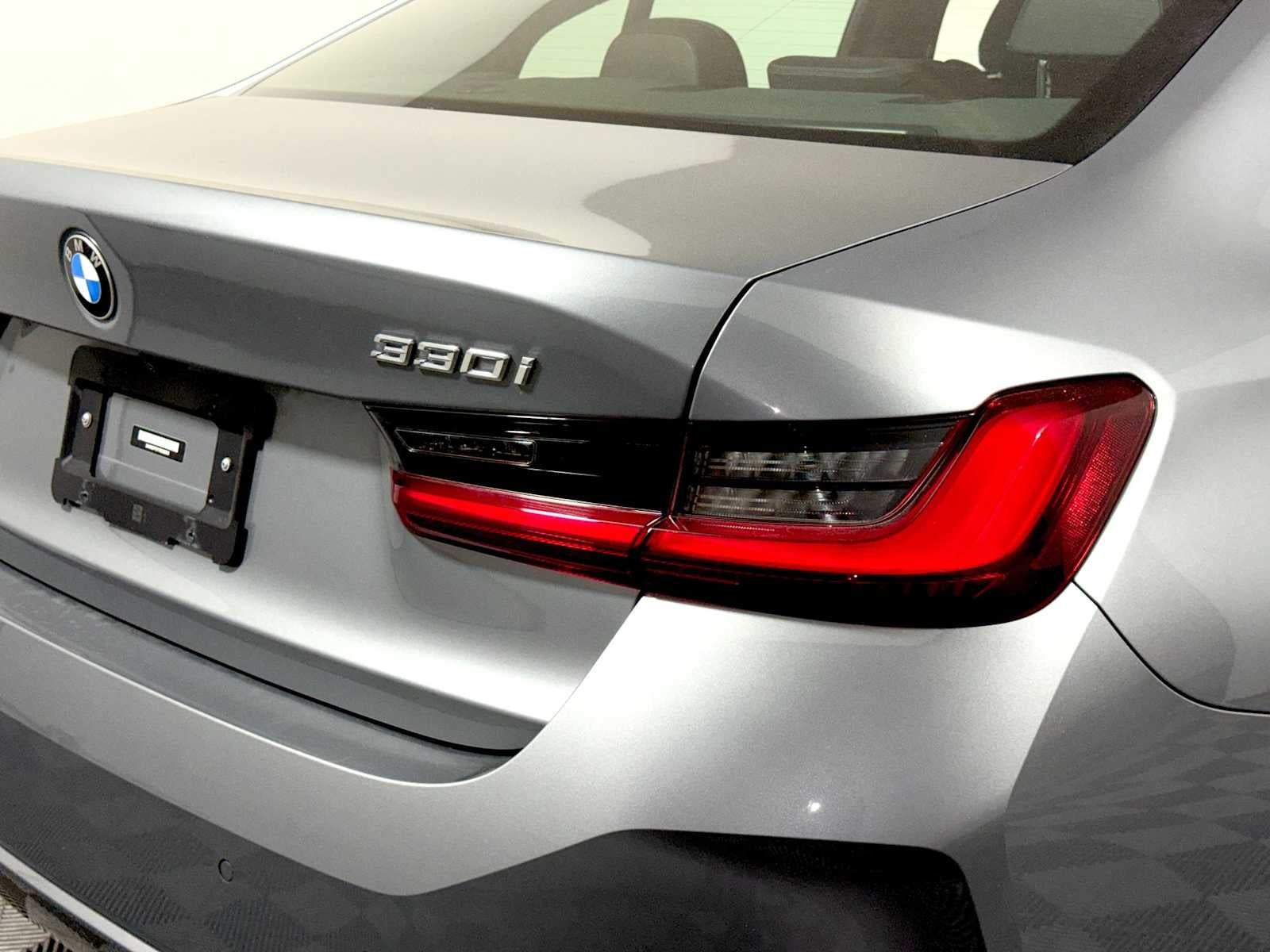 2023 BMW 3 Series 330i xDrive Sedan