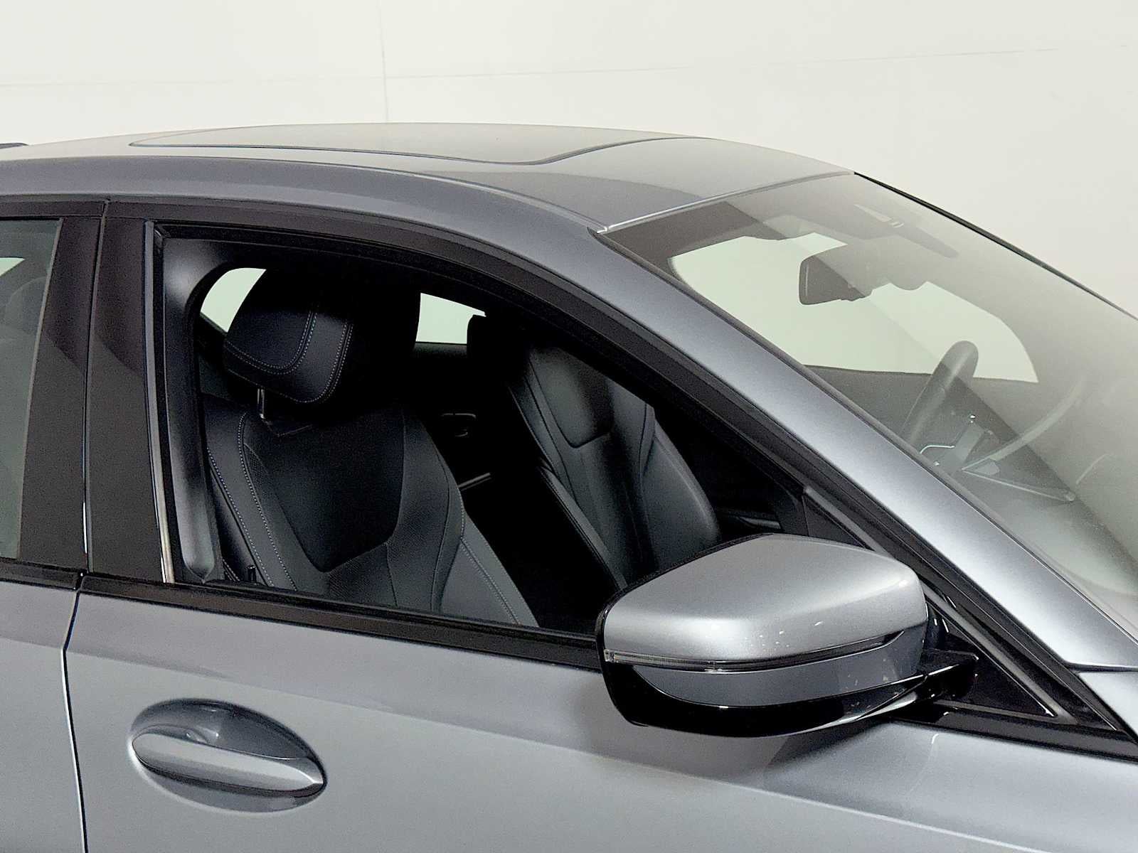 2023 BMW 3 Series 330i xDrive Sedan
