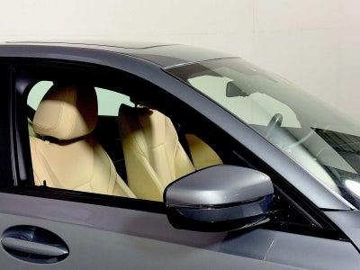 2023 BMW 3 Series 330i xDrive Sedan