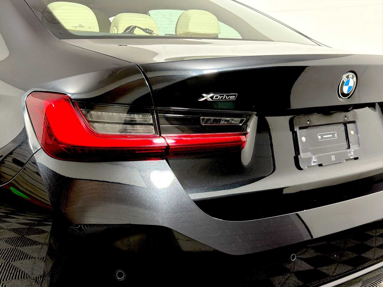 2024 BMW 3 Series 330i xDrive Sedan