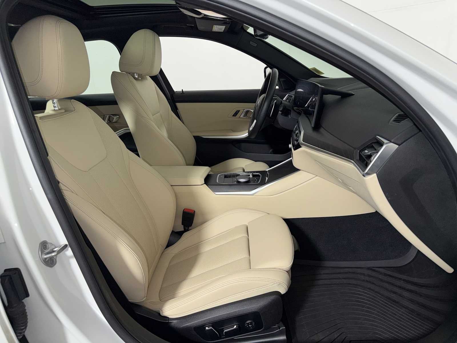 2024 BMW 3 Series 330i xDrive Sedan