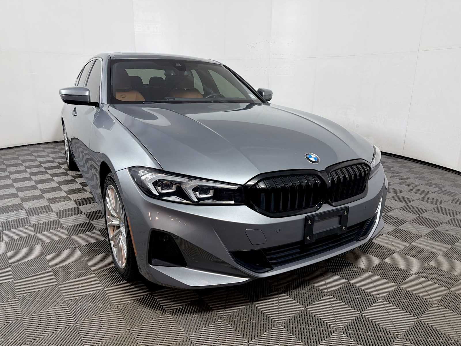2024 BMW 3 Series 330i xDrive Sedan