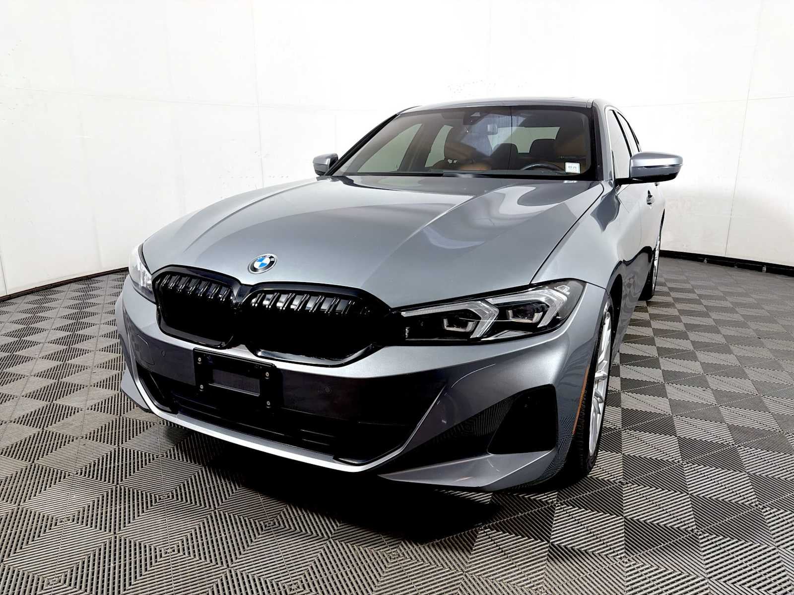 2024 BMW 3 Series 330i xDrive Sedan
