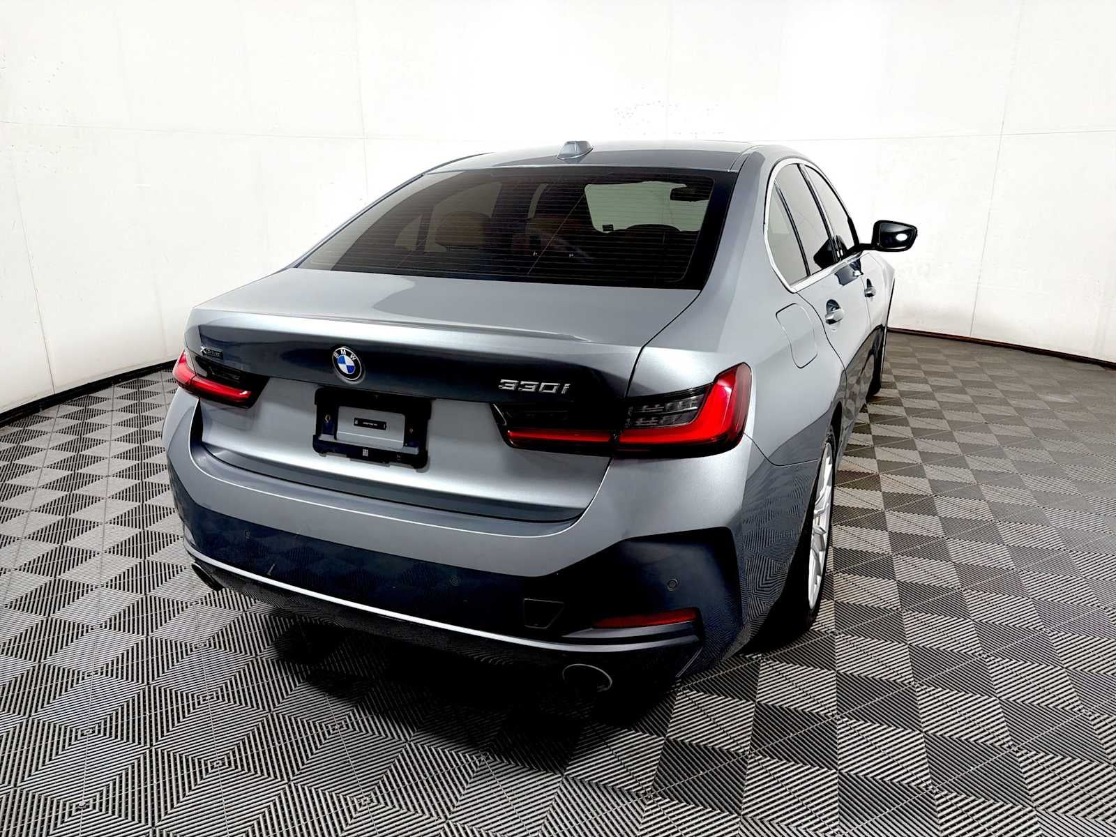 2024 BMW 3 Series 330i xDrive Sedan