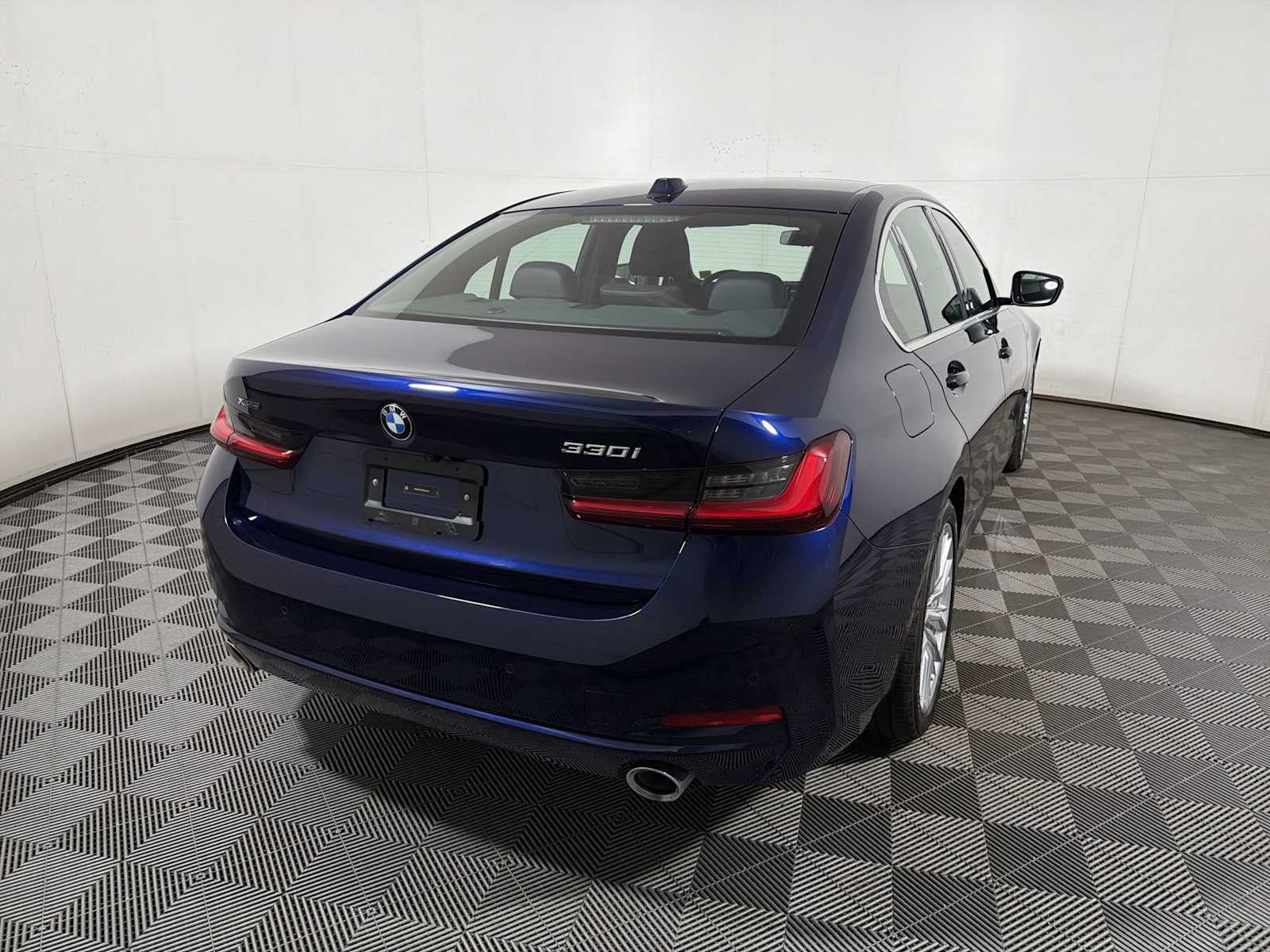 2024 BMW 3 Series 330i xDrive Sedan