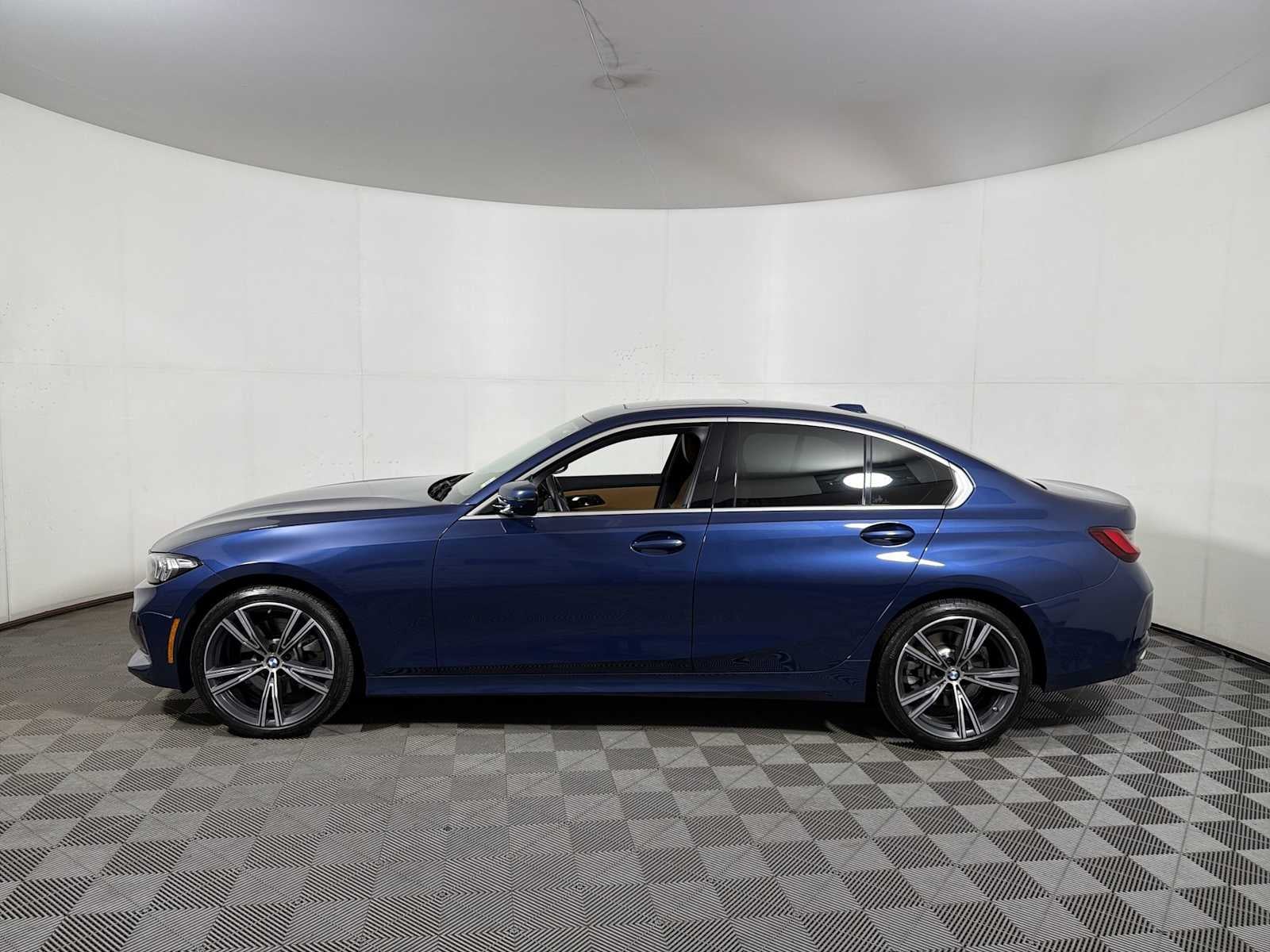 2024 BMW 3 Series 330i xDrive Sedan