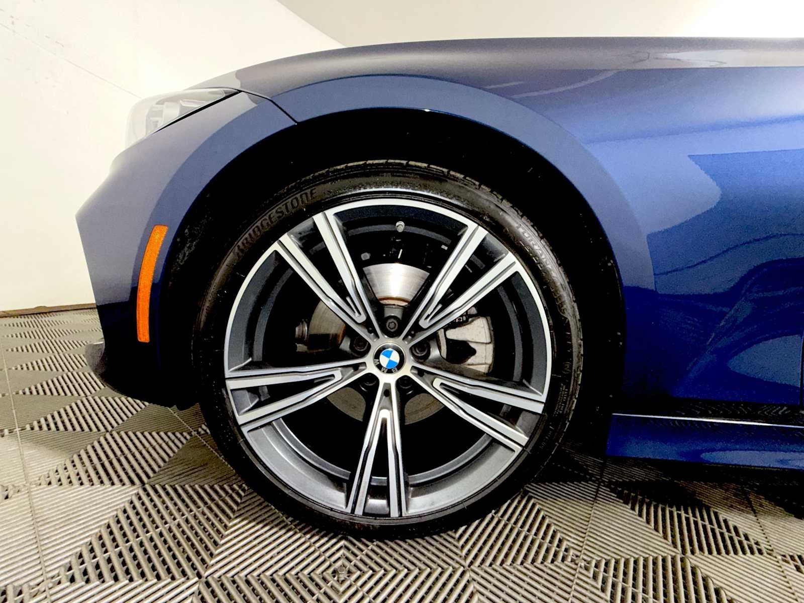 2024 BMW 3 Series 330i xDrive Sedan
