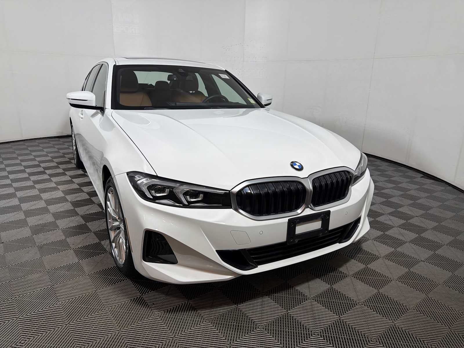 2024 BMW 3 Series 330i xDrive Sedan