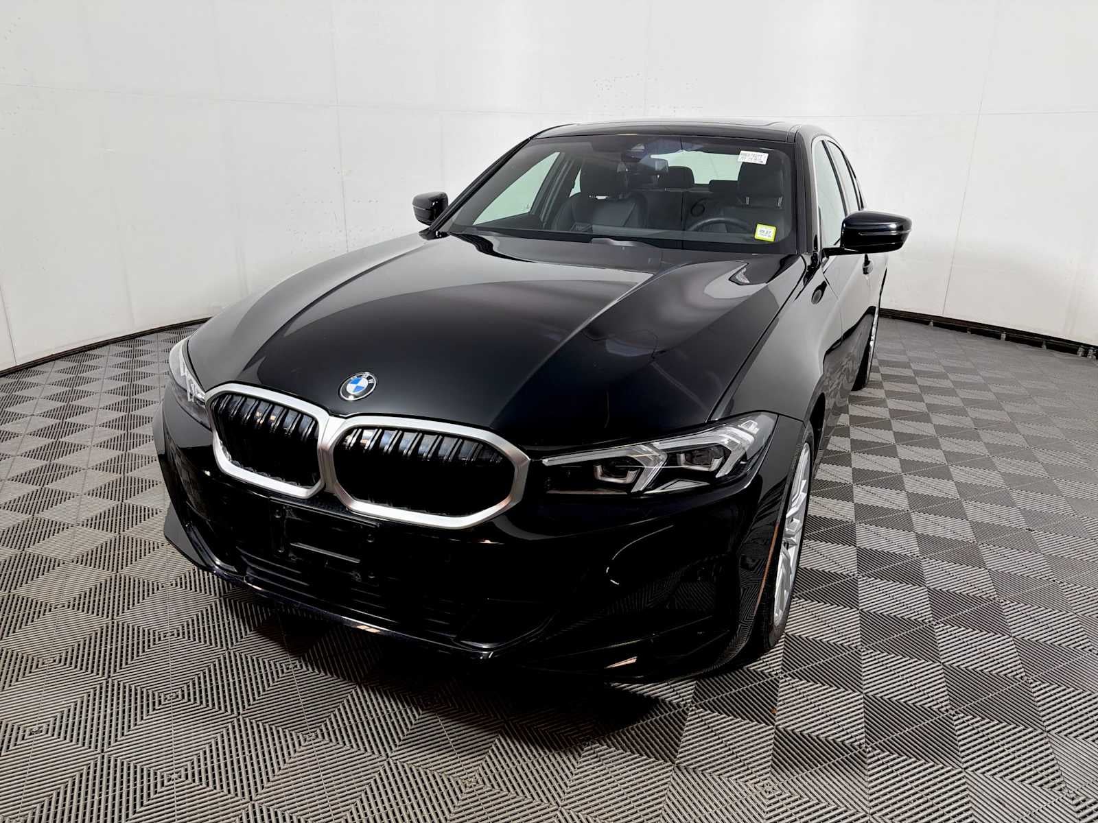 2024 BMW 3 Series 330i xDrive Sedan