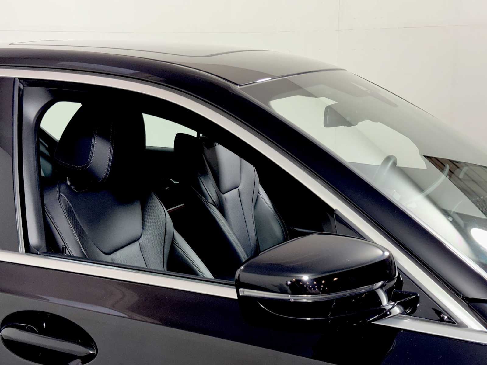 2024 BMW 3 Series 330i xDrive Sedan