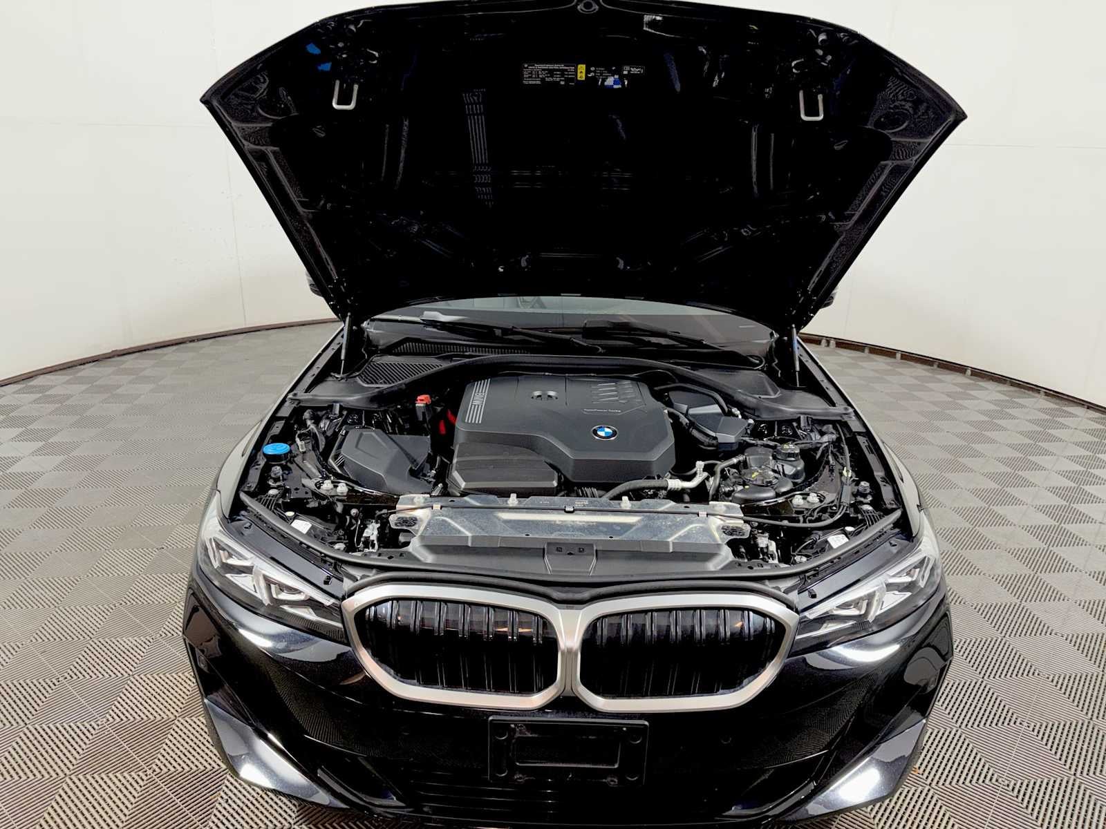 2024 BMW 3 Series 330i xDrive Sedan