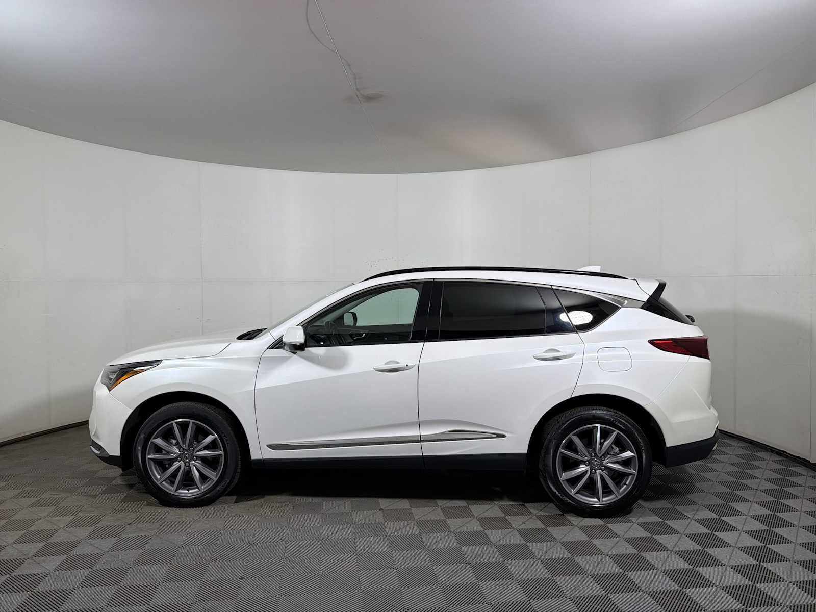 2023 Acura RDX SH-AWD w/Technology Package