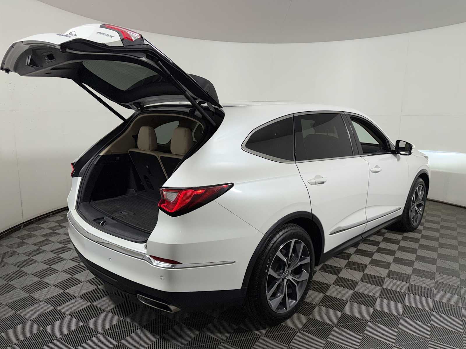 2023 Acura MDX SH-AWD w/Technology Package
