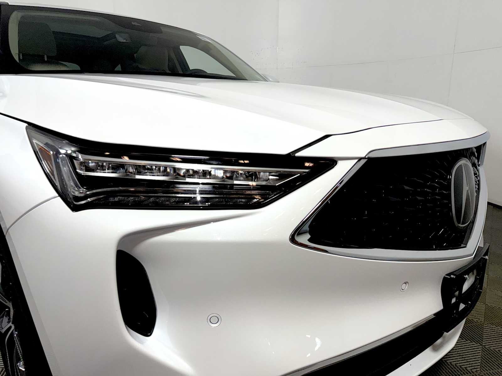 2023 Acura MDX SH-AWD w/Technology Package