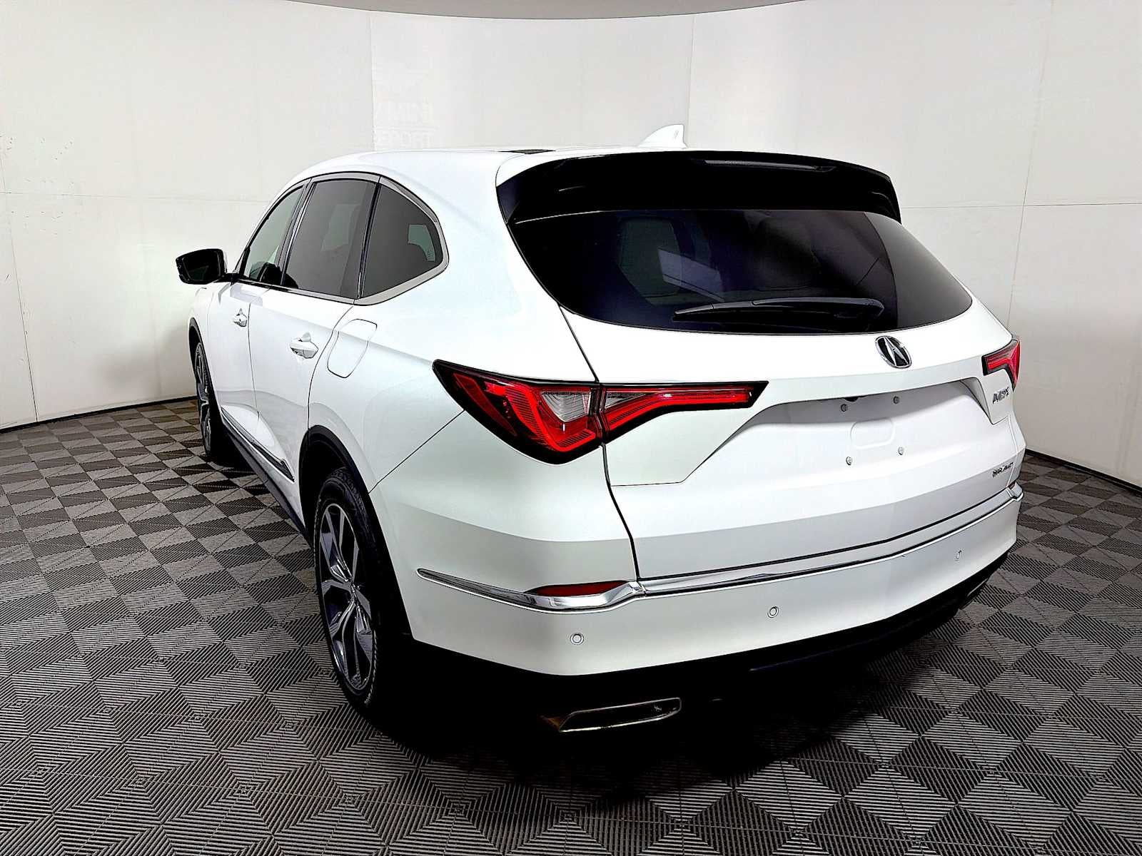 2023 Acura MDX SH-AWD w/Technology Package