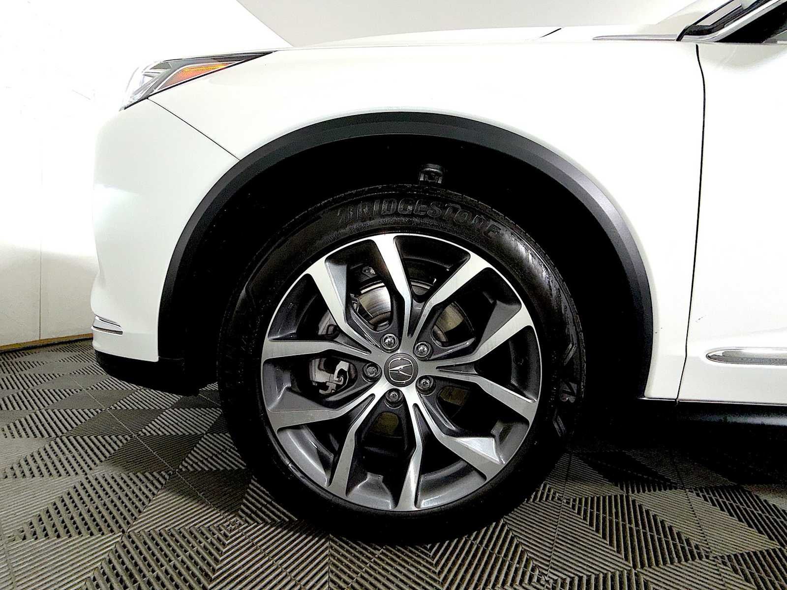 2024 Acura MDX SH-AWD w/Technology Package