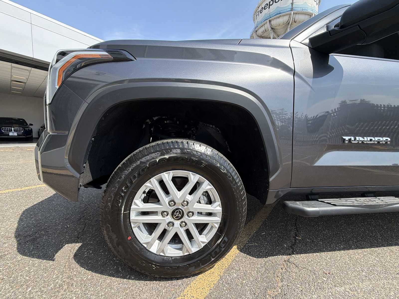 2024 Toyota Tundra SR5 CrewMax 5.5 Bed