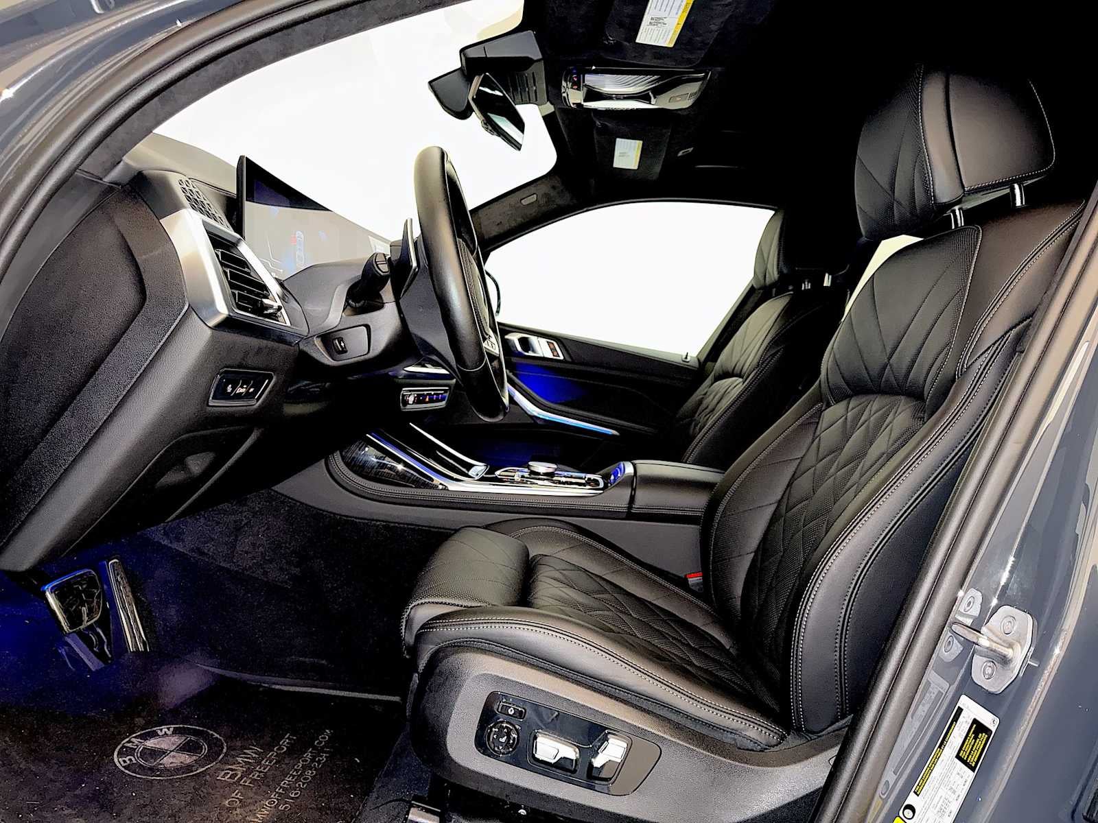2024 BMW X7 xDrive40i Sports Activity Vehicle