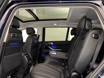 2026 BMW X7 xDrive40i Sports Activity Vehicle