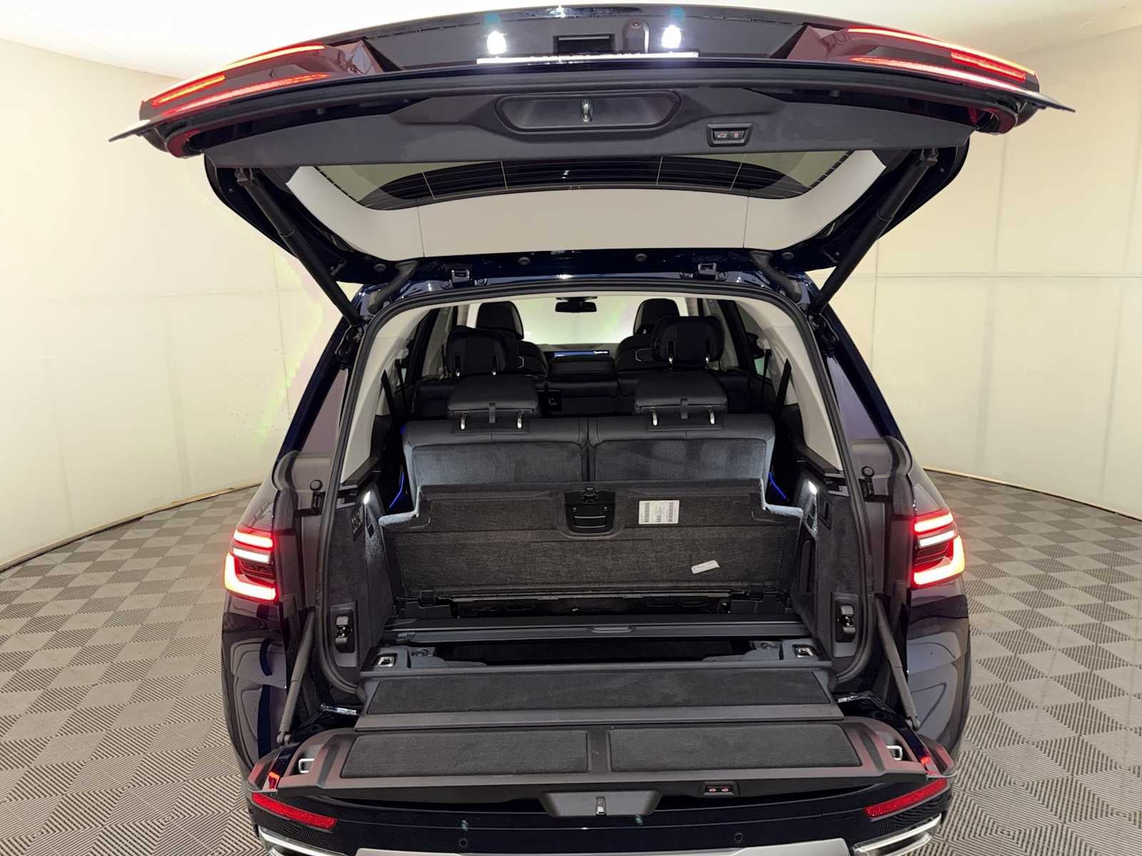 2026 BMW X7 xDrive40i Sports Activity Vehicle