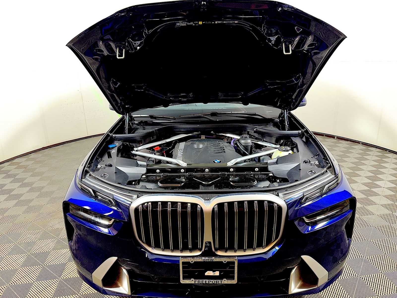 2026 BMW X7 xDrive40i Sports Activity Vehicle