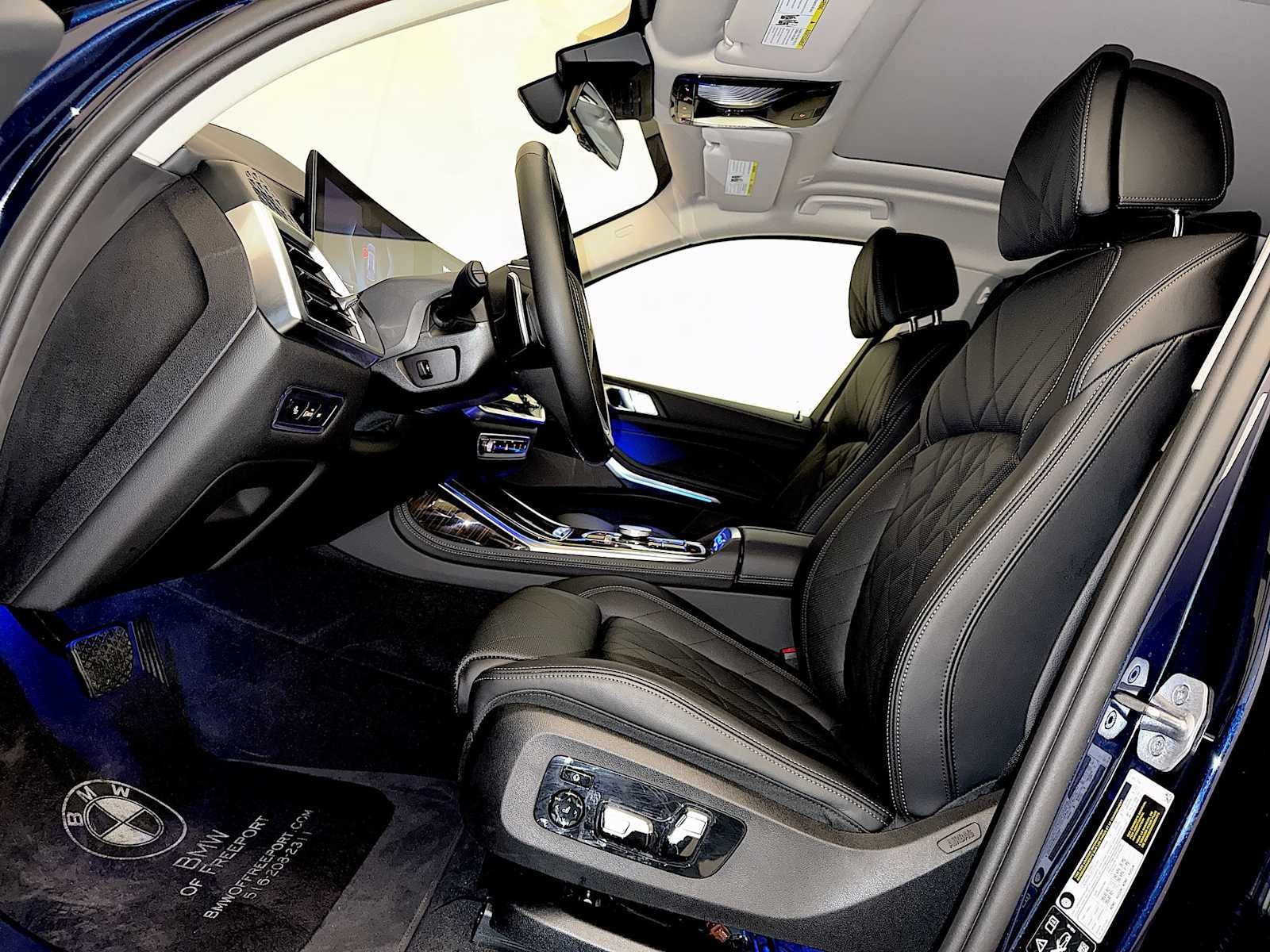 2026 BMW X7 xDrive40i Sports Activity Vehicle