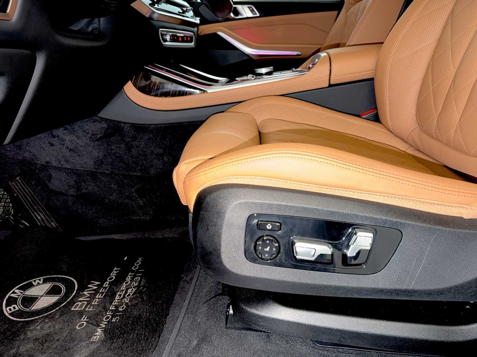 2025 BMW X7 xDrive40i Sports Activity Vehicle