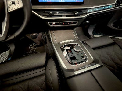 2026 BMW X7 xDrive40i Sports Activity Vehicle