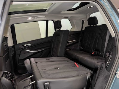 2026 BMW X7 xDrive40i Sports Activity Vehicle