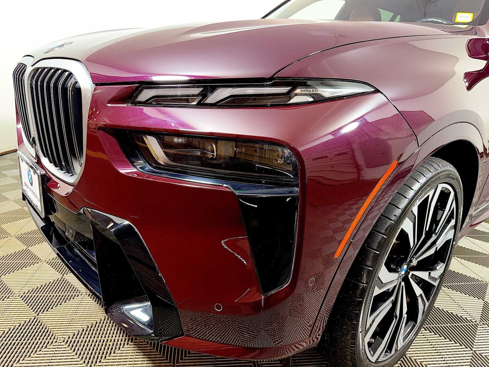 2023 BMW X7 xDrive40i Sports Activity Vehicle