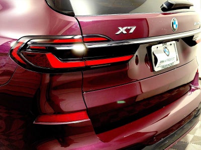 2023 BMW X7 xDrive40i Sports Activity Vehicle