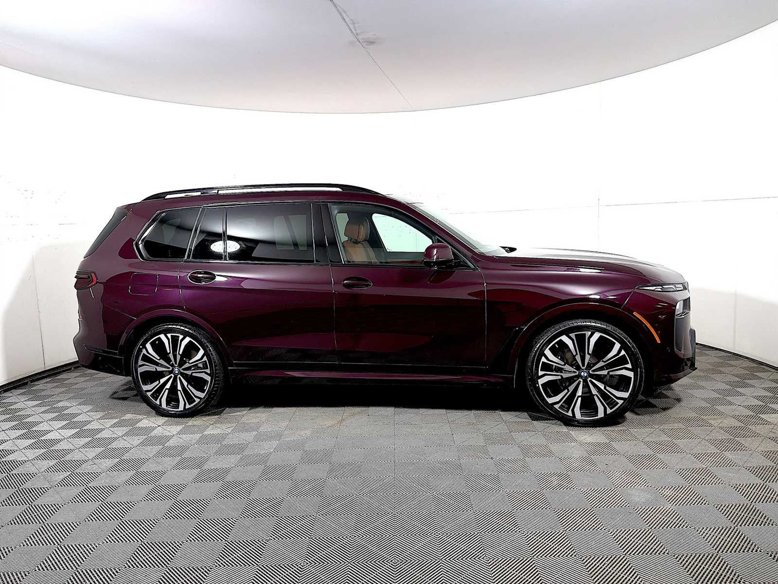 2023 BMW X7 xDrive40i Sports Activity Vehicle