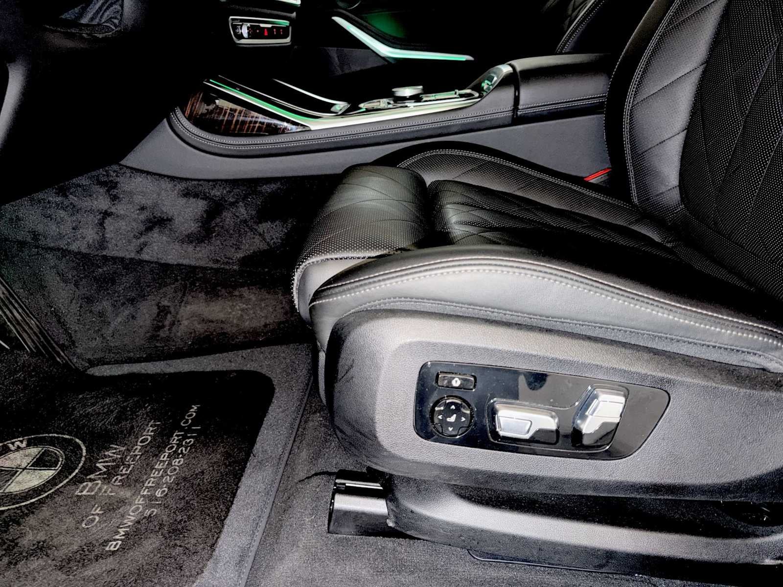 2024 BMW X7 xDrive40i Sports Activity Vehicle