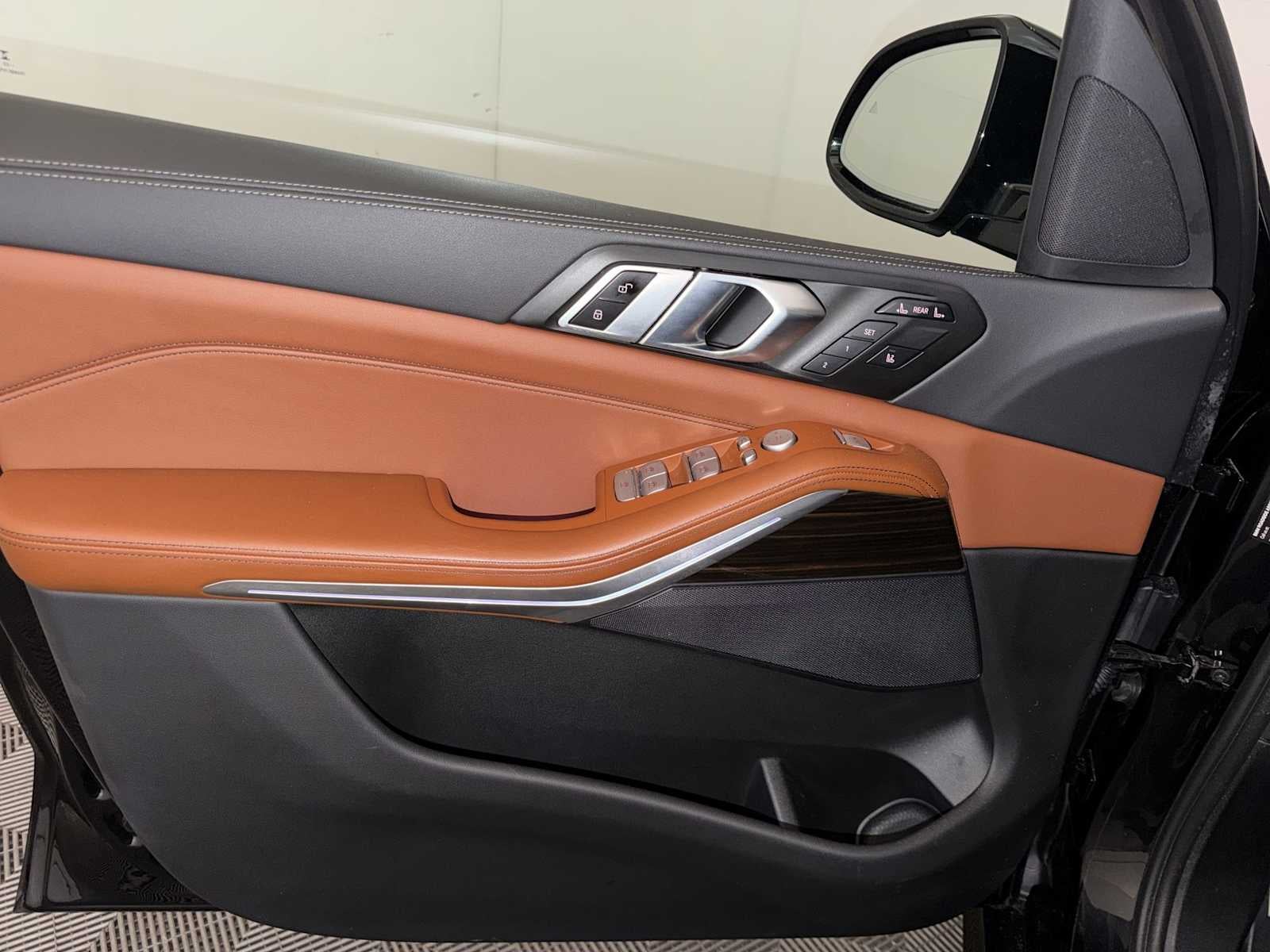 2024 BMW X7 xDrive40i Sports Activity Vehicle