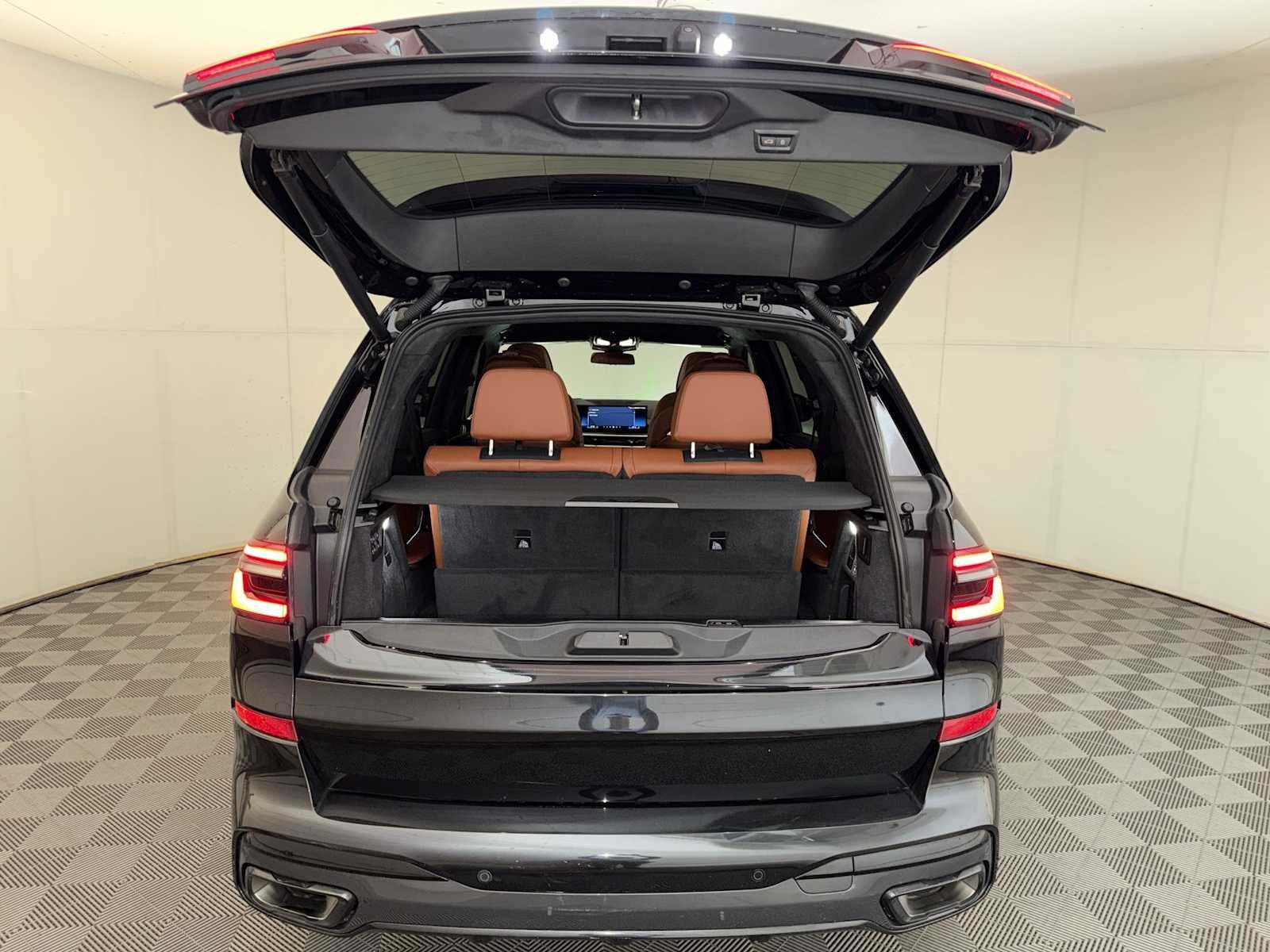 2024 BMW X7 xDrive40i Sports Activity Vehicle